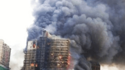 Cháy chung cư 28 tầng, nửa trên ‘chìm trong biển lửa’ khiến 53 người thiệt mạng: Thảm kịch hỏa hoạn khủng khiếp gây thiệt hại nặng nề trên thế giới