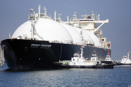 “EU sẽ thất bại nếu siết cấm vận với LNG của Nga”
