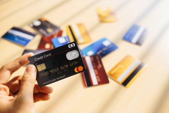Thẻ tín dụng nên là nguồn vay tối ưu chứ không phải câu chuyện về đánh golf hay đi ăn nhà hàng