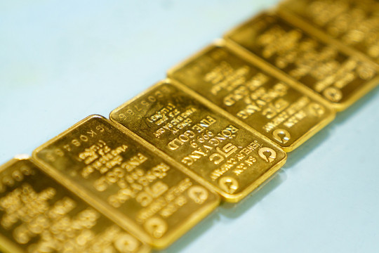 Ngân hàng bán vàng trực tiếp cho người dân: Thu hẹp chênh lệch giá vàng trong tầm tay?