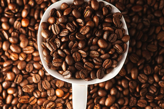 Giá cà phê hôm nay 30/5: tiếp tục tăng, trong nước vượt 120.000 đồng/kg