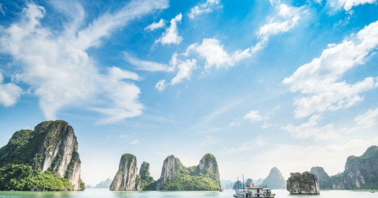 Một kỳ quan thiên nhiên của Việt Nam vừa mới lọt top những điểm đến đẹp nhất thế giới, cách Hà Nội chưa đến 200km