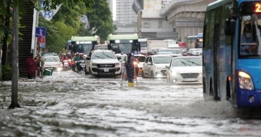 Hà Nội quyết tâm đẩy lùi 'vấn nạn' ngập khi mưa lớn bằng công trình bể ngầm