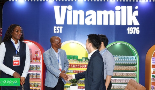 Vinamilk thu hút các nhà mua hàng, chuỗi phân phối quốc tế tại Vietnam International Sourcing Expo 2024