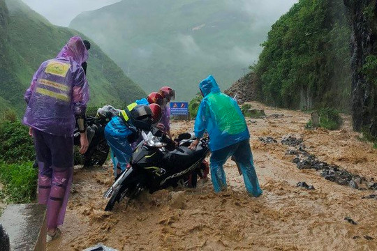 Du lịch Hà Giang mùa mưa lũ: Hướng dẫn viên chỉ ra 6 điều nhất định phải lưu ý để đảm bảo an toàn