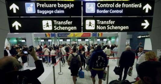 Từ 11/6, phí visa đến khối Schengen tăng 12% do lạm phát