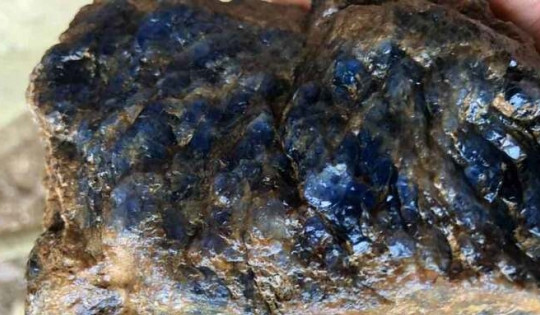 Từng bị phớt lờ, giá loại đá quý có nhiều ở Việt Nam bất ngờ tăng vọt nhăm nhe ‘soán ngôi’ kim cương, các nhà sưu tầm trên thế giới thi nhau săn lùng