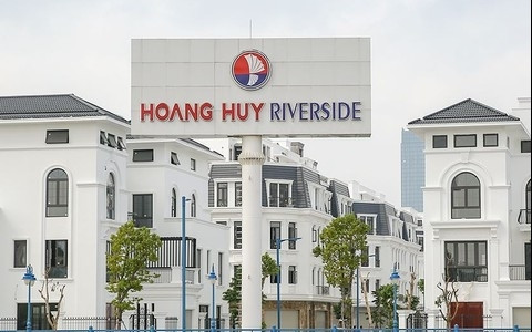 Dòng tiền khối ngoại đổ về kỷ lục, cổ phiếu Tài chính Hoàng Huy (TCH) ‘tím lịm’