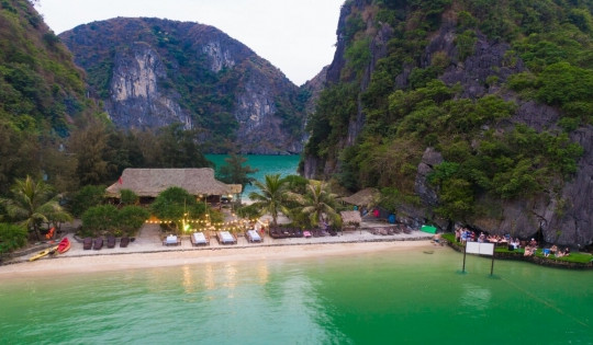 Hòn đảo độc nhất Việt Nam có hai mặt biển, được ví như 'Maldives trên vịnh Bắc Bộ'