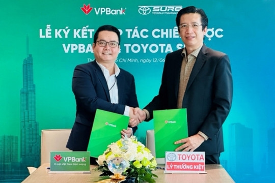 VPBank và Toyota Sure hợp tác gia tăng đặc quyền cho khách hàng vay mua xe ô tô