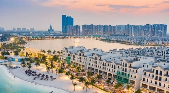 Vinhomes thắng đậm, bán hơn 8.000 căn hộ tại Hà Nội trong đầu năm 2024