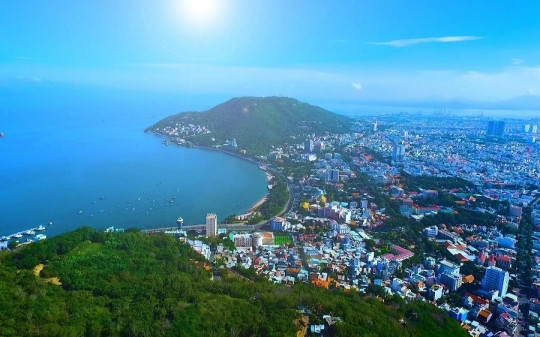 Thị xã sẽ là thành phố cảng biển đầu tiên vùng Đông Nam Bộ, thu ngân sách bằng 11 tỉnh cộng lại