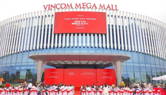 Cổ đông Vincom Retail (VRE): 'Qua cơn bĩ cực đến hồi thái lai'