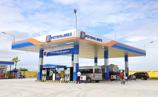Lợi nhuận Petrolimex (PLX) dự kiến 'thăng hoa' nhờ tự chủ giá bán và Chính phủ mạnh tay dẹp nạn xăng dầu lậu