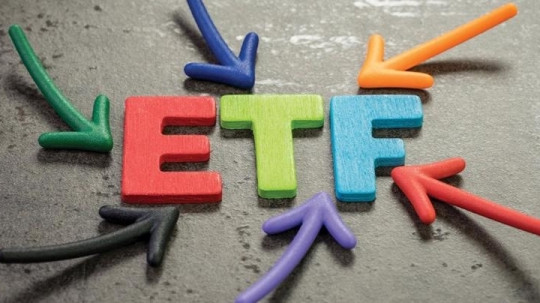 5 quỹ ETF quy mô gần 9.600 tỷ đồng nhắm mua TCB, VIX, MBB, HPG và bán FPT, EIB, MSB
