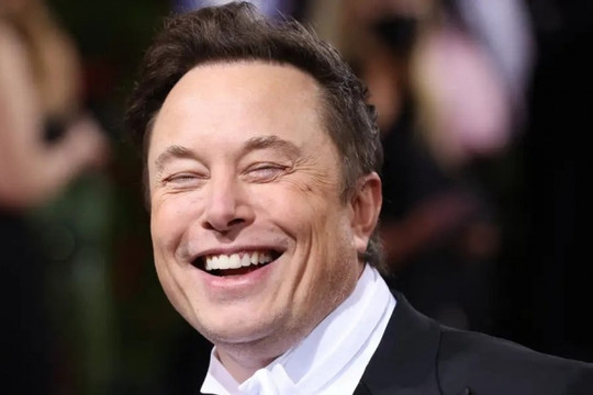 Tăng vọt 74%, cổ phiếu Tesla khiến các nhà bán khống 'cháy túi' sau lời cảnh báo ‘xóa sổ’ từ Elon Musk