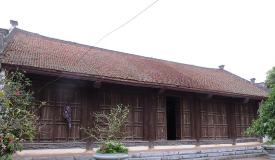 Ngôi nhà trăm tuổi làm từ gỗ lim và vàng tâm quý hiếm của quan Tổng đốc Sơn Tây