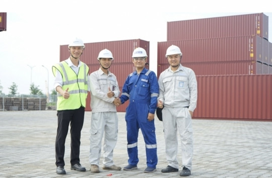 Công ty cho thuê container hàng đầu thế giới nhận 500 vỏ container đầu tiên từ Hòa Phát (HPG)