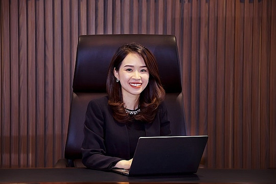 Nữ Chủ tịch ngân hàng trẻ nhất Việt Nam rời ghế nóng