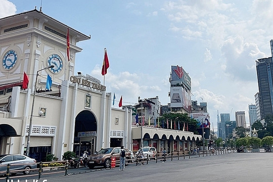 Gần 269.000 tỷ đồng đổ về 'ví' ngân sách của TP HCM trong 6 tháng đầu năm 2024