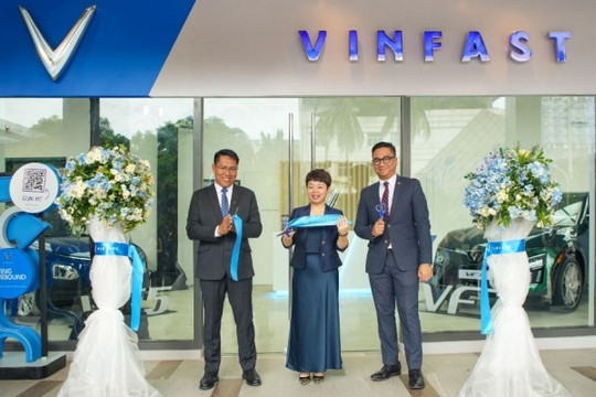 VinFast khai trương đồng loạt 3 cửa hàng đại lý đầu tiên tại Philippines