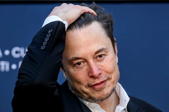 Elon Musk bất ngờ mất gần 22 tỷ USD chỉ trong một ngày