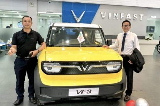 Vừa mua 600 xe điện VinFast VF 3 liền tuyển 100 tài xế, hãng taxi mới báo cước 8.000 đồng/km rẻ nhất thị trường