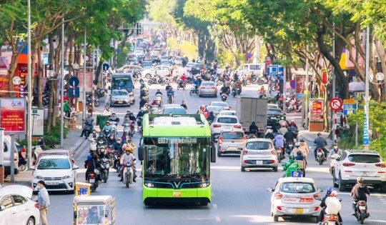 Đô thị đặc biệt nhất Việt Nam sẽ sử dụng 100% xe buýt và taxi điện