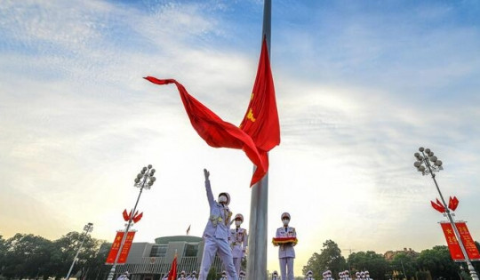 Bộ trưởng Đào Ngọc Dung trả lời đề xuất nghỉ thêm 2 ngày dịp Quốc khánh và ngày chiến thắng Điện Biên Phủ