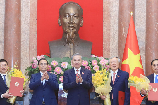 Cơ cấu số lượng thành viên Chính phủ thay đổi như thế nào sau kiện toàn?