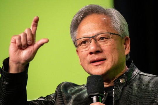 CEO Nvidia 'đánh rơi' 10 tỷ USD chỉ sau 1 đêm