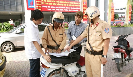 Chống người thi hành công vụ có thể đối mặt án tù lên đến 20 năm hoặc chung thân