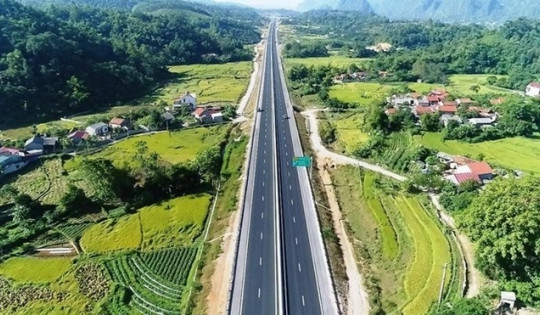 Cao tốc hàng chục nghìn tỷ đồng kết nối hai tỉnh nghèo top đầu Việt Nam sẽ là tuyến đường hiện đại, nhiều cung đường đẹp, tối thiếu 4 làn xe ô tô