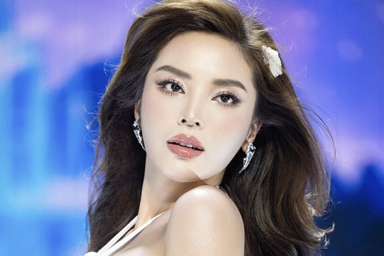 Tân Miss Universe Vietnam 2024: Đi qua 'bão giông' để chiến thắng ngọt ngào