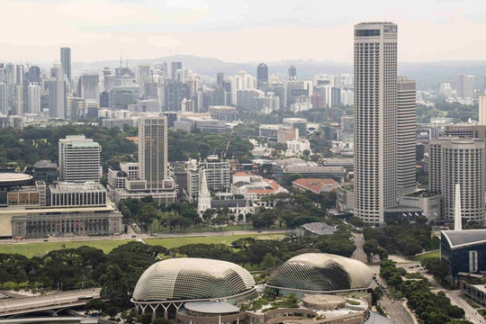 Trung Quốc 'dội gáo nước lạnh' vào 'bữa tiệc dầu mỏ' của Singapore