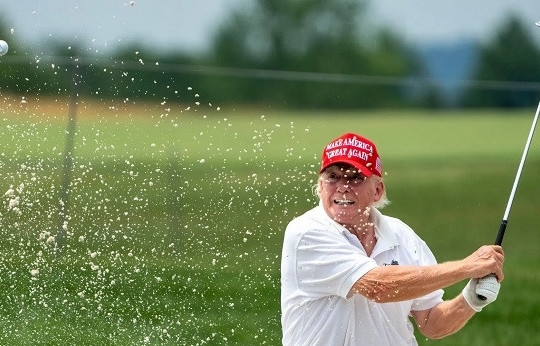 Ông Trump lần đầu kể lại vụ ám sát hụt trên sân golf