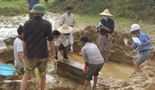 Mộ cổ hơn 300 tuổi đầu tiên tại Việt Nam có xác ướp được giữ nguyên vẹn, tỏa ra mùi thơm khiến giới khoa học bất ngờ