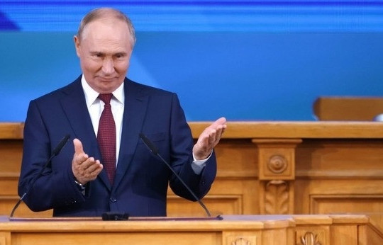 Tổng thống Putin ca ngợi vẻ đẹp tâm hồn của phụ nữ Nga