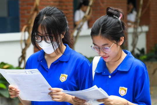 Tăng tỷ lệ điểm học bạ trong xét tốt nghiệp THPT: Con dao 'hai lưỡi'?