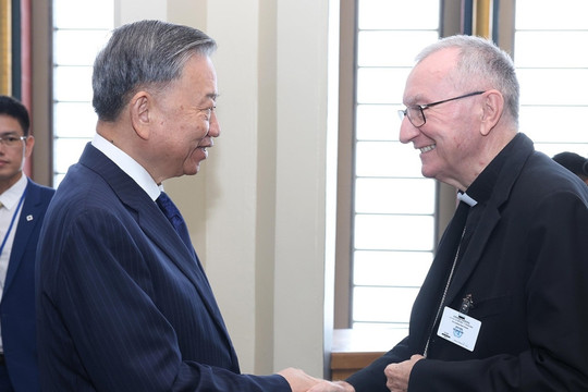 Tổng Bí thư, Chủ tịch nước Tô Lâm gặp Thủ tướng Tòa thánh Vatican