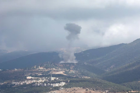 290 mục tiêu bị tấn công trong đợt ném bom lớn chưa từng thấy, cuộc đối đầu Hezbollah - Israel bước vào chương mới