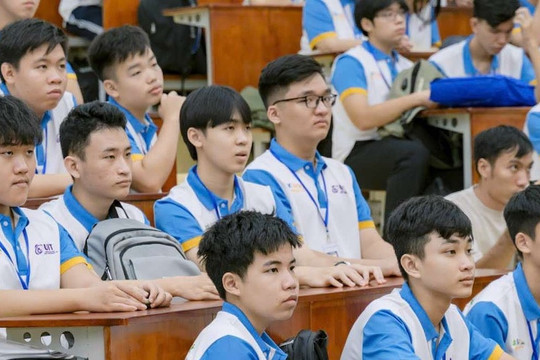 Đại học dùng biện pháp mạnh cảnh báo sinh viên chưa đạt chuẩn đầu ra tiếng Anh