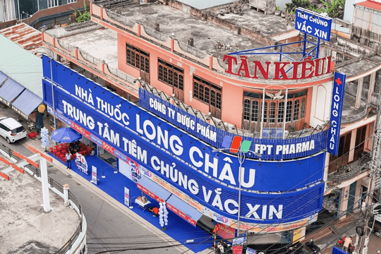 FPT Long Châu chinh phục 'tỷ lệ vàng' với 80% khách hàng quay lại