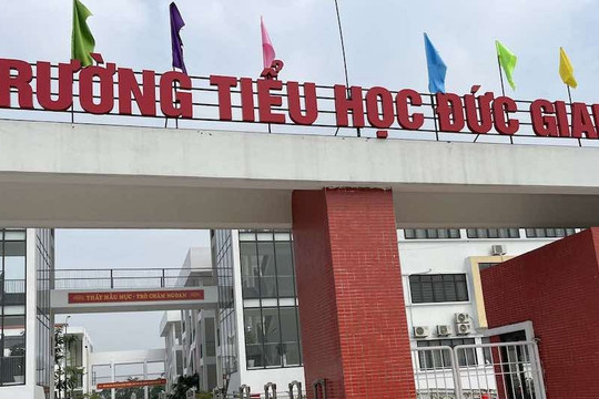 Phụ huynh ở Hà Nội than trường chuyển điều hòa giá ‘trên trời'