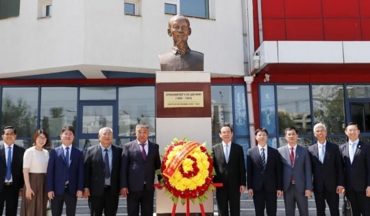 Ngôi trường liên cấp duy nhất ở nước ngoài mang tên Chủ tịch Hồ Chí Minh, đã trải qua 75 năm lịch sử