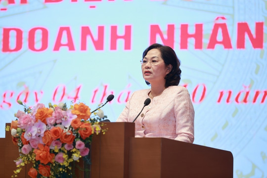 Thống đốc NHNN: Ngân hàng luôn đồng hành cùng doanh nghiệp vì đây 'vừa là người gửi tiền, vừa là người đi vay'