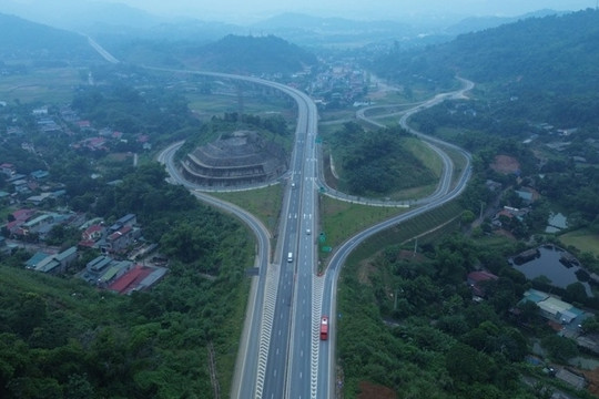 Cao tốc dài 265km kết nối 5 tỉnh thành miền Bắc gia tăng kết nối vùng biên với 2 nút giao được mở rộng