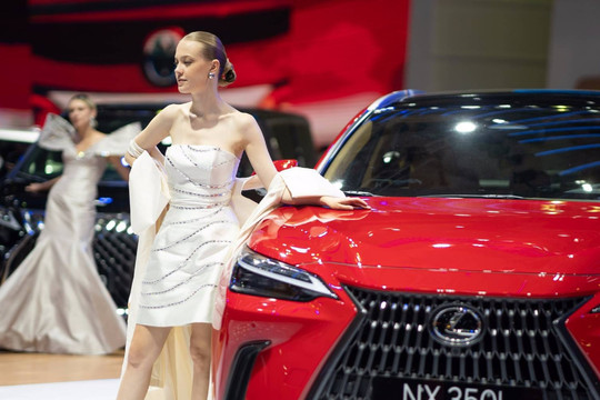 Rút khỏi Vietnam Motor Show 2024, các hãng xe nghĩ cách làm riêng