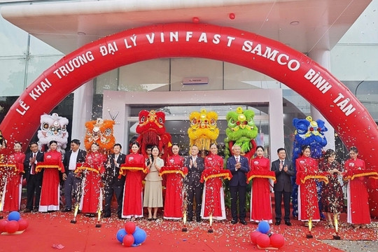 Doanh nghiệp Nhà nước khai trương đại lý VinFast rộng gần 3.000m2, lên kế hoạch sản xuất xe điện