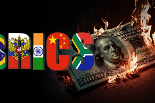 Nga và đồng minh BRICS sắp tung 'đòn hiểm' chấm dứt thế thống trị của đồng USD?